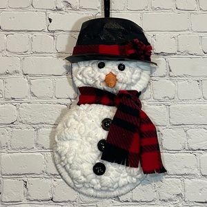 Adorable Snowman Wreath, Door Hanger, Wall Hanging for Winter or Christmas Decor